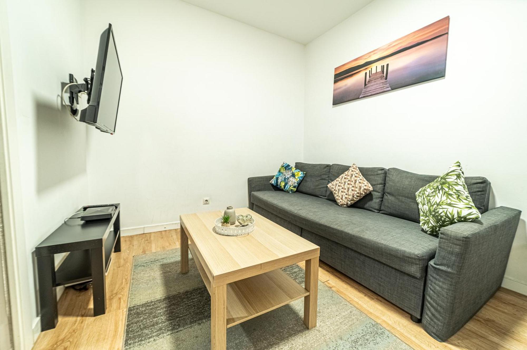 マドリードNew Flat , Modern , Wifi, 10Min Sol, 5 Reina Sofiaアパートメント エクステリア 写真