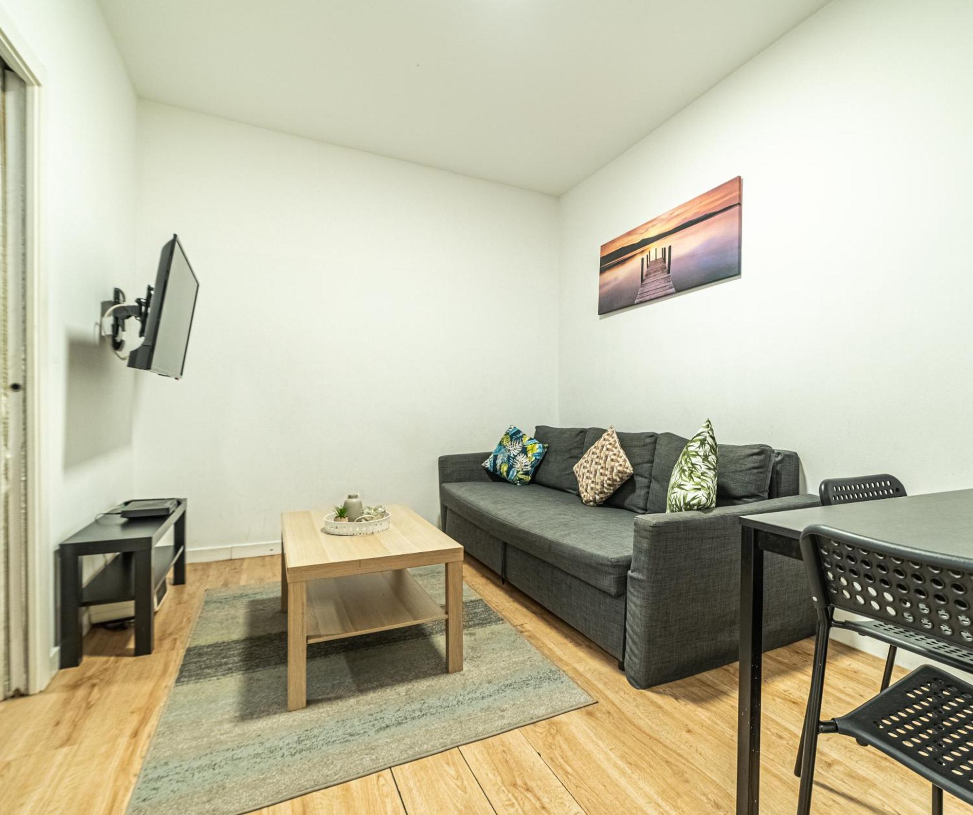 マドリードNew Flat , Modern , Wifi, 10Min Sol, 5 Reina Sofiaアパートメント エクステリア 写真