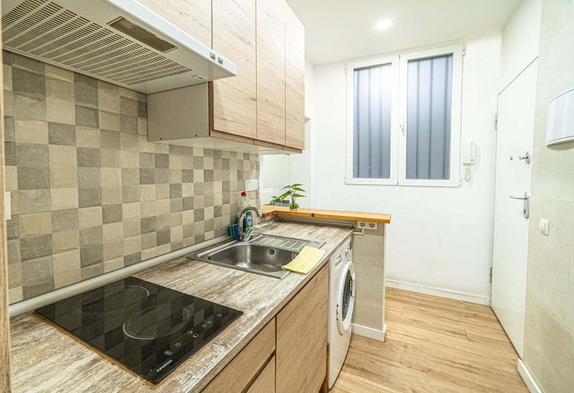 マドリードNew Flat , Modern , Wifi, 10Min Sol, 5 Reina Sofiaアパートメント エクステリア 写真