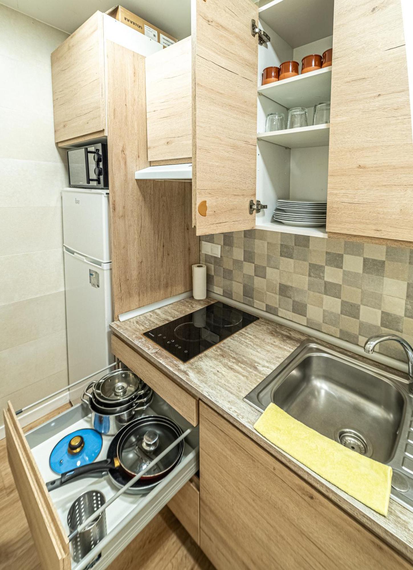 マドリードNew Flat , Modern , Wifi, 10Min Sol, 5 Reina Sofiaアパートメント エクステリア 写真
